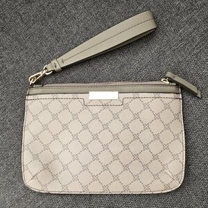 NWOT Nine West Lawson Wristlet